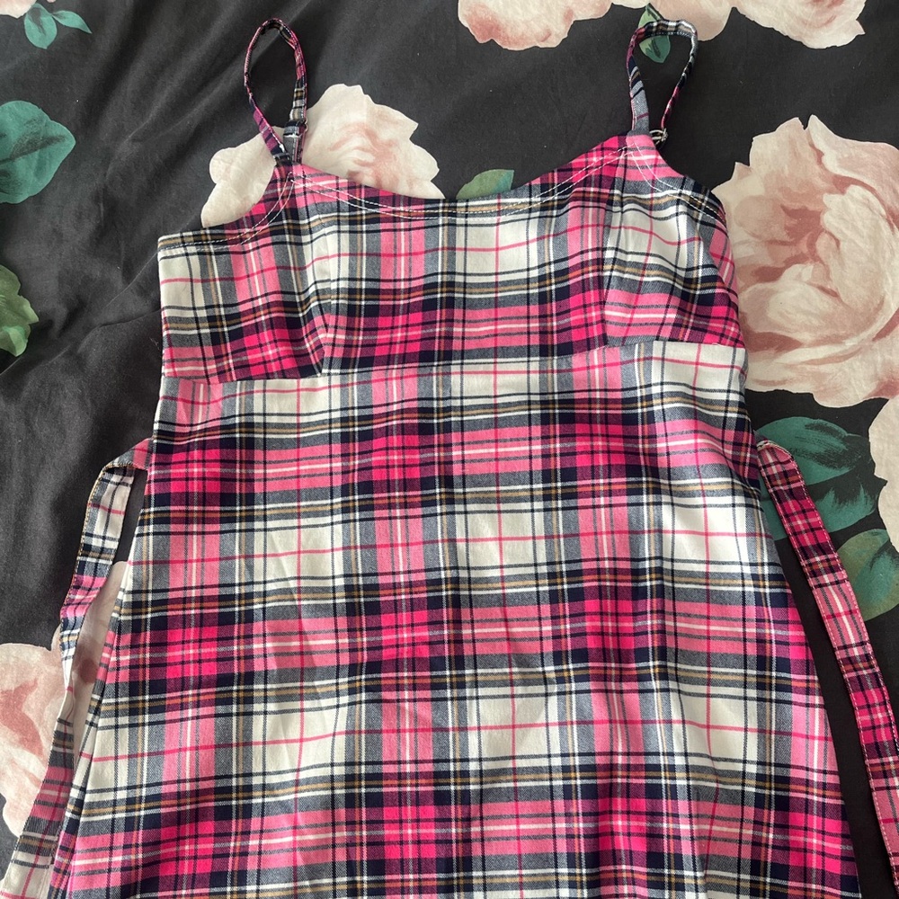 brandy melville plaid tie back dress